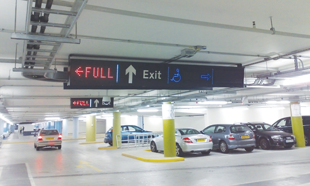 Giải bài toán thiếu chỗ đỗ xe ở chung cư