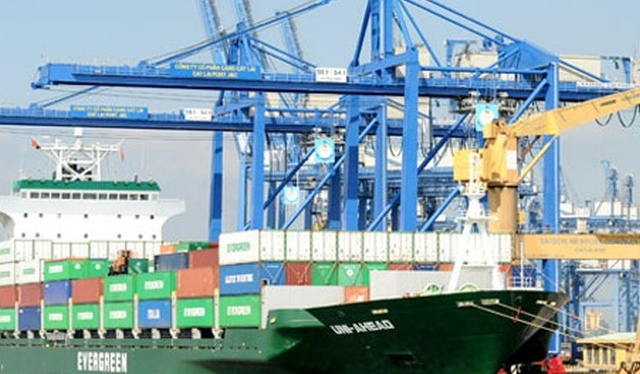 Việt Nam xuất siêu 2,2 tỷ USD trong tháng 8.