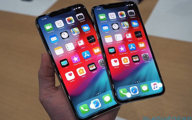 iPhone Xs bản 64 GB sẽ có giá 999 USD.