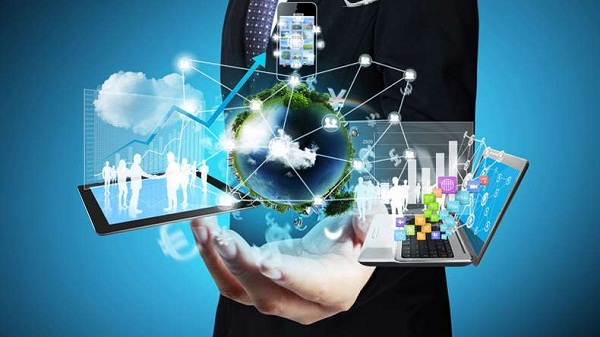 Bộ trưởng Trần Tuấn Anh đề xuất các nhà hoạch định chính sách ASEAN cần xây dựng chiến lược chuyển đổi số không những ở cấp quốc gia, mà còn chung cho toàn khu vực ASEAN