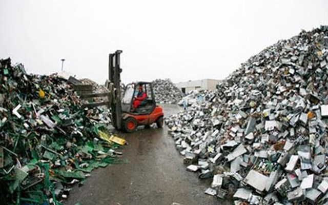 Lượng sắt thép phế liệu nhập khẩu từ Nhật Bản đạt 990.639 tấn