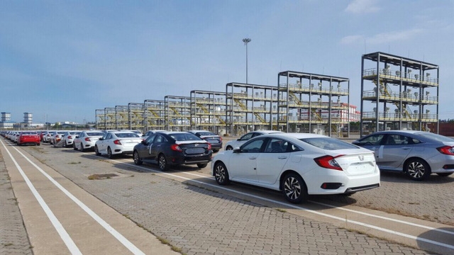 Ô tô nhập khẩu giảm mạnh (Ảnh Internet)