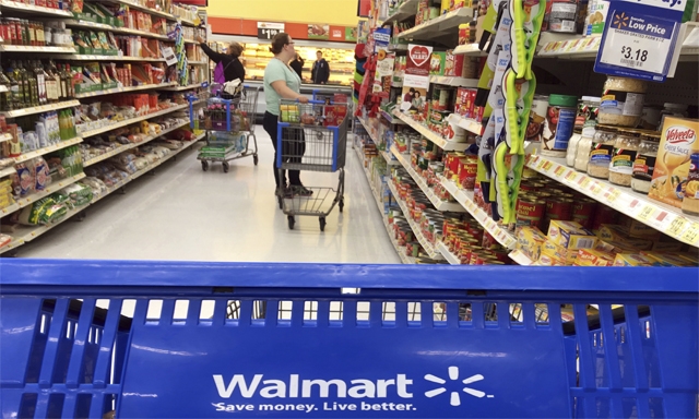 Các hãng bán lẻ Mỹ điêu đứng vì thuế nhập khẩu của ông Trump