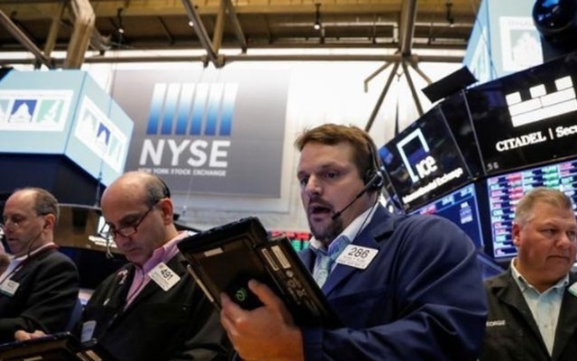 Tổng khối lượng giao dịch tại Mỹ là 7 tỷ cổ phiếu.