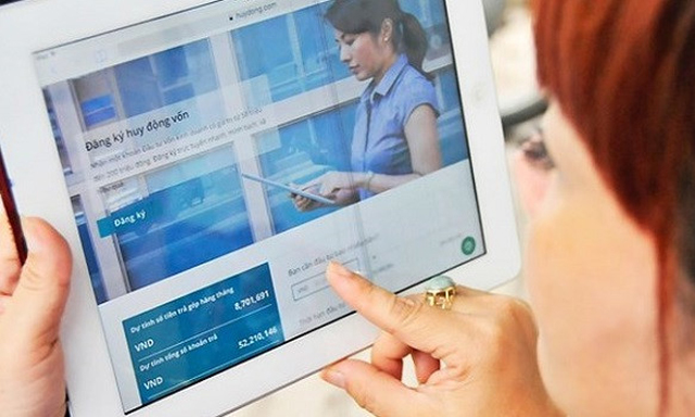 “Bẫy” lãi suất cao chực chờ với vay online