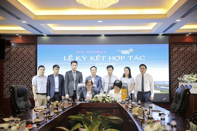 Lễ ký kết hợp tác giữa FLC Holiday và PVcomBank