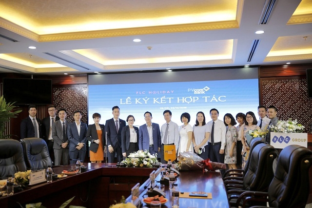 Lễ ký kết giữa FLC Holiday và PVcomBank cung cấp các giải pháp du lịch cao cấp nhưng tối ưu về chi phí cho khách hàng Việt Nam