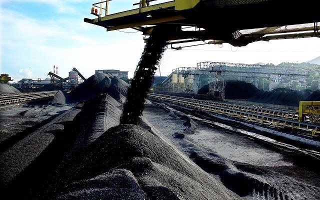 Nhập khẩu than từ Trung Quốc vẫn đang tăng rất mạnh.