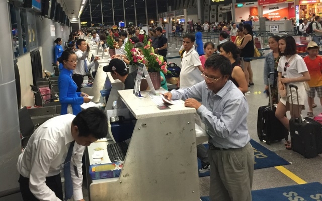 Năm 2017, lượng hành khách thông qua các cảng hàng đạt trên 94 triệu khách.