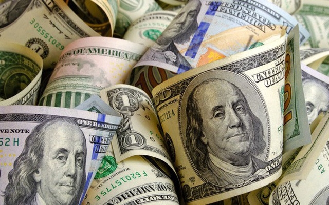 Giá USD biến động nhẹ so với cùng thời điểm hôm qua.