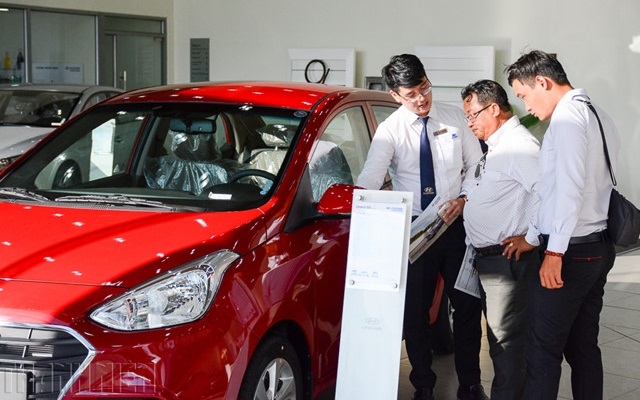 Các hãng ô tô trong nước đã có thêm một số mẫu mã mới.