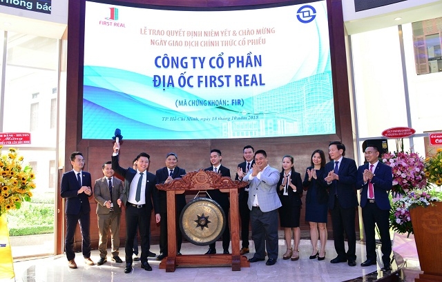 FIR tăng kịch biên độ ngày chào sàn