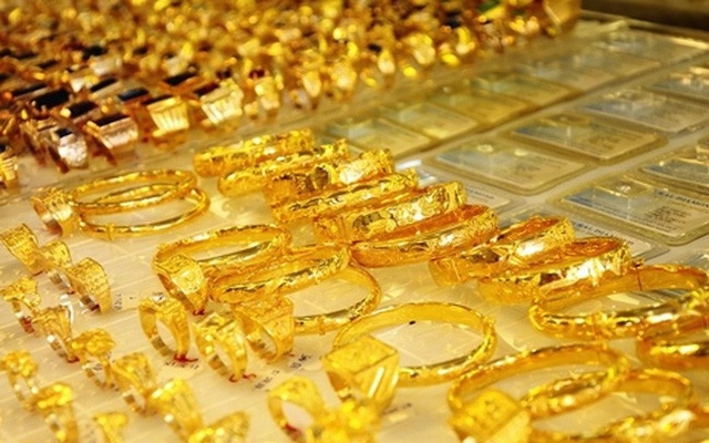 Giá vàng thế giới thấp hơn giá vàng SJC 3,57 triệu đồng/lượng.