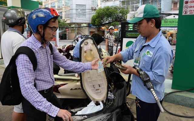 Nhóm xăng dầu vẫn ghi nhận đà tăng.