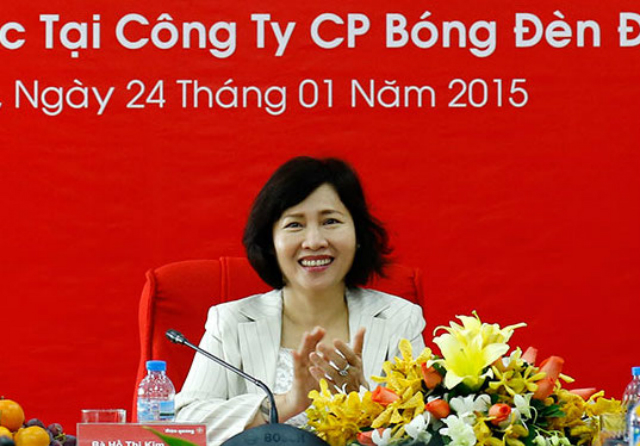 Bà Hồ Thị Kim Thoa đã có 18 năm công tác tại CTCP Bóng đèn Điện Quang