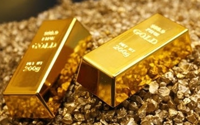 Giá vàng thế giới đầu tuần giao dịch đã giảm trở lại khi nhà đầu tư hướng đến USD như một tài sản an toàn