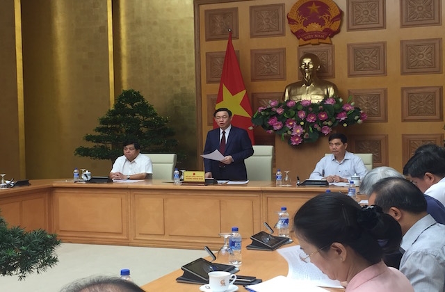 Phó Thủ tướng Chính phủ Vương Đình Huệ chủ trì cuộc họp