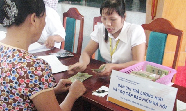 Từ ngày 24/12/2018, chính sách lương hưu mới đối với lao động nữ có hiệu lực