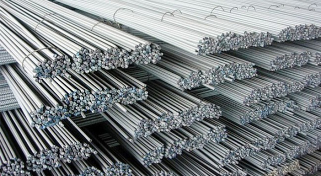 Ngành thép tiếp tục phải cạnh tranh gay gắt với thép nhập khẩu thâm nhập mạnh vào thị trường Việt Nam (Ảnh: Internet)