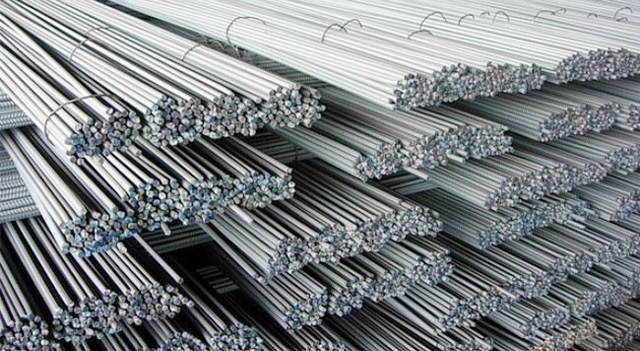Ngành thép tiếp tục phải cạnh tranh gay gắt với thép nhập khẩu thâm nhập mạnh vào thị trường Việt Nam (Ảnh: Internet)