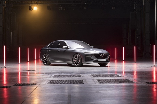 VinFast Sedan Lux A 2.0