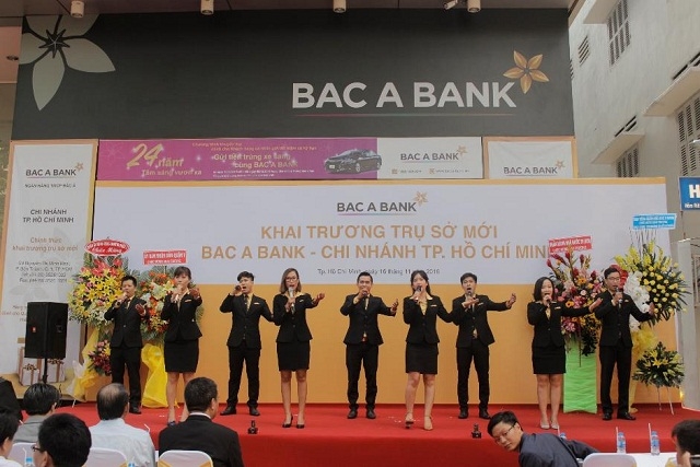 Tiết mục văn nghệ chào mừng của tập thể CBNV BAC A BANK - CN TP. Hồ Chí Minh