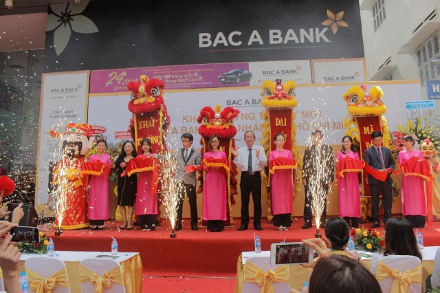 Nghi thức cắt băng khai trương trụ sở mới BAC A BANK – CN Hồ Chí Minh