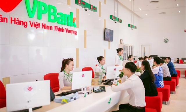 Giá cổ phiếu ngành ngân hàng đang giảm, nhưng về dài hạn sẽ tăng trở lại