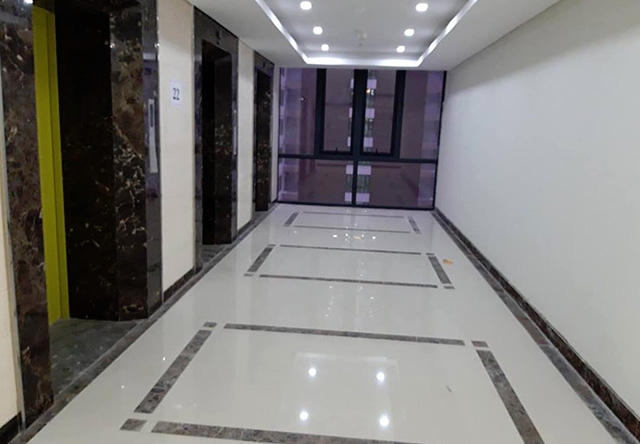Tầng 22 chỉ có 3 cửa thang máy hoạt động