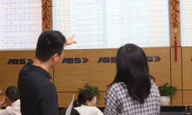 Việc chọn cổ phiếu phù hợp để đạt được hiệu quả tốt nhất không phải là một quyết định dễ dàng