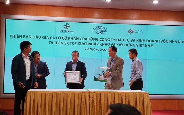 Phiên đấu giá (Ảnh Internet)