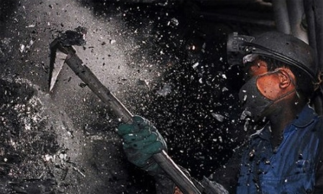 Dự thảo Thông tư nhằm bảo đảm quyền lợi cho người lao động làm công việc nặng nhọc, độc hại, nguy hiểm