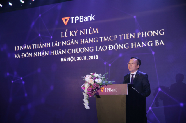 Ông Đỗ Minh Phú - Chủ tịch HĐQT Ngân hàng Tiên Phong phát biểu khai mạc buổi lễ