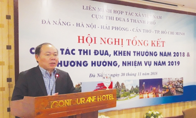 Chủ tịch Nguyễn Ngọc Bảo phát biểu chỉ đạo tại hội nghị. Ảnh Đình Long