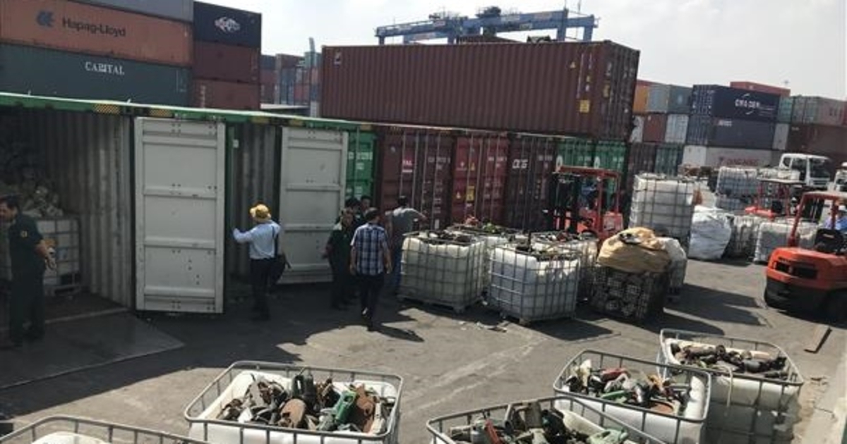 Rac Container Phát hiện 20 container rác thải công nghiệp nhập khẩu - VnBusiness