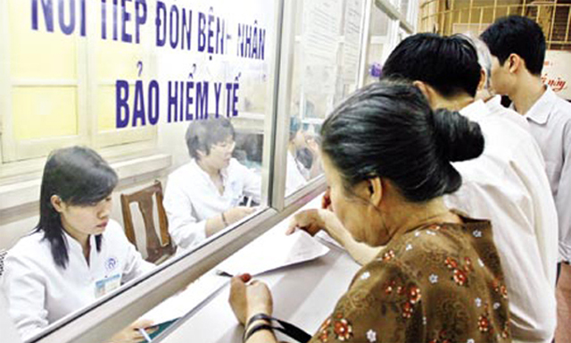 Việc chuyển đổi là để bảo đảm quyền lợi cho người tham gia BHYT khi đi khám chữa bệnh