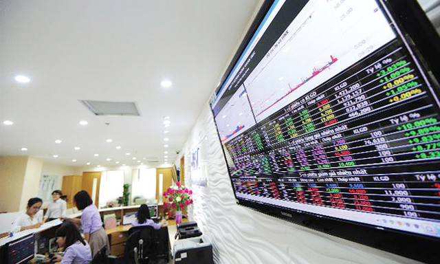 Khi mua cổ phiếu nhà đầu tư cần phải có chiến lược rõ ràng