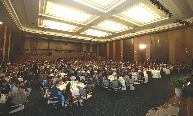 Tại sự kiện, toàn bộ quỹ căn ra mắt đợt 1 bao gồm 500 căn shophouse, liền kề thuộc phân khu Botanic Garden đã được đăng ký giữ chỗ. Nhiều khách hàng vẫn tiếp tục liên hệ trực tiếp tới chủ đầu tư để tìm hiểu thông tin và đăng ký trước. Dự kiến, với danh sách chờ đang ngày càng tăng, những sự kiện giới thiệu sắp tới của FLC Tropical City Ha Long sẽ tiếp tục gây sốt thị trường.