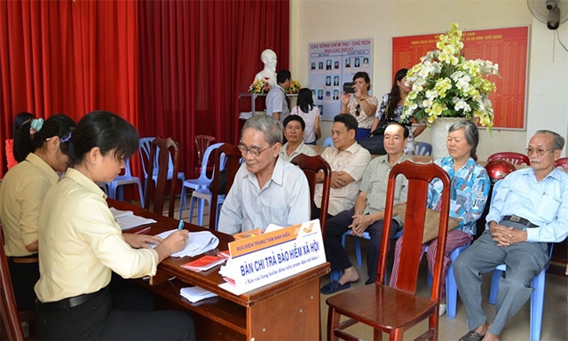 Đồng loạt tăng mức hưởng chế độ BHXH cho người lao động trong năm 2019