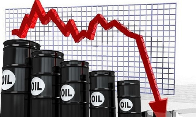 Giá dầu xuống đáy 15 tháng