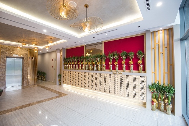 Không gian sảnh Block A của Diamond Lotus Riverside được trang hoàng để chào đón giáng sinh