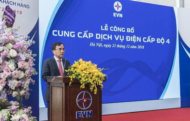 Ông Dương Quang Thành - Chủ tịch Hội đồng thành viên EVN cam kết: EVN sẽ tiếp tục hoàn thiện hơn nữa công tác dịch vụ khách hàng, nâng cao chất lượng dịch vụ diện năng