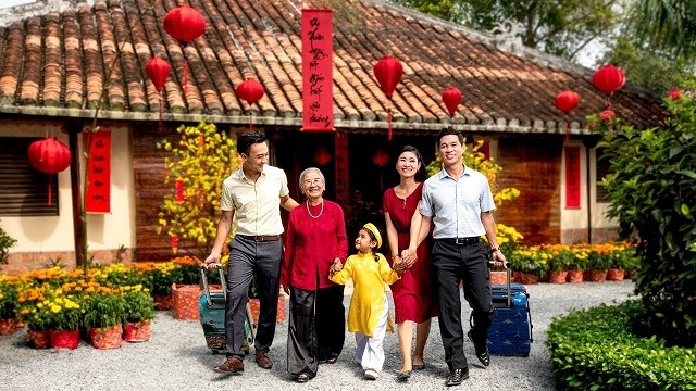 “Giao thừa, khi ở bất cứ nơi đâu mà hướng về tổ tiên, bản quán thì đều có tâm hồn Tết cả”