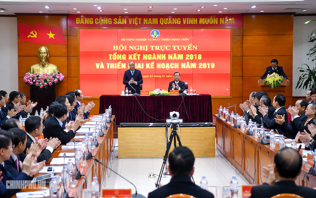 Thủ tướng Nguyễn Xuân Phúc đến dự Hội nghị triển khai nhiệm vụ 2019 của Bộ NN&PTNT (Ảnh: Chinhphu.vn)