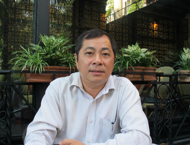 Ts.Đinh Thế Hiển