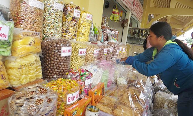 Hàng không rõ xuất xứ hoành hành ở khắp mọi ngõ ngách