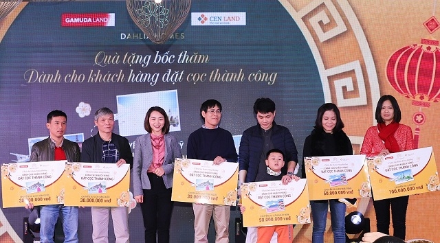 Nhiều quà tặng ấn tượng của chương trình cũng đã tìm thấy chủ nhân