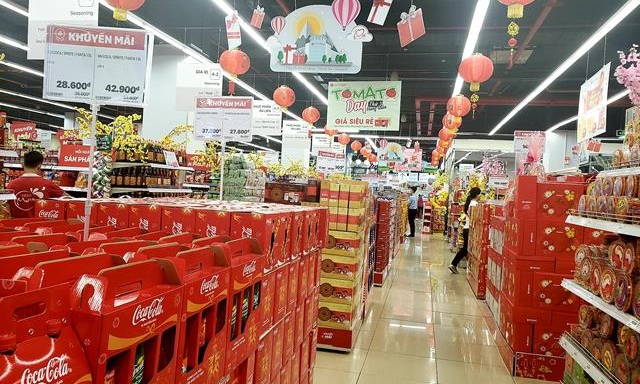 Các siêu thị tăng khuyến mãi để kích cầu sức mua