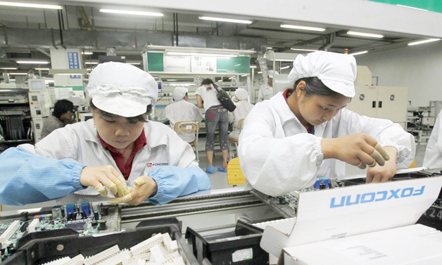 Nhiều nhà lắp ráp của Apple “chạy” khỏi Trung Quốc