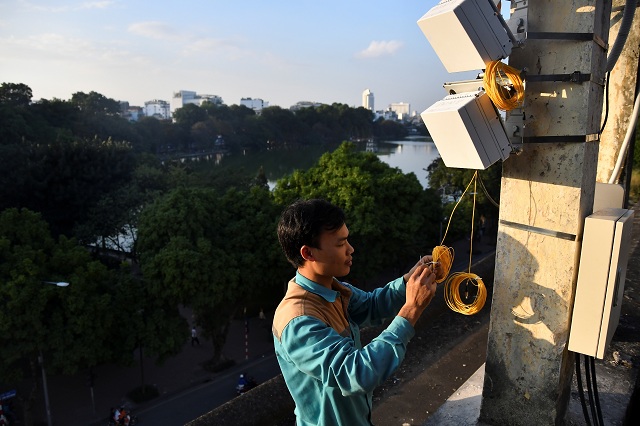 Trước nhu cầu di chuyển và sử dụng dữ liệu data tăng cao, Viettel đã triển khai thêm khoảng 12.000 giải pháp kỹ thuật để nâng cao chất lượng đường truyền